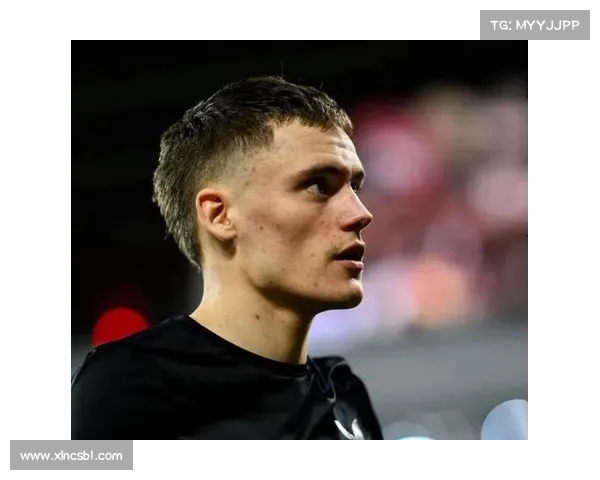 法尔克：阿兹努转会埃弗顿或今日官宣 拜仁无权回购